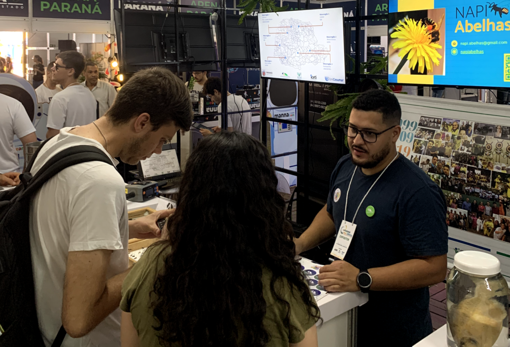 NAPI Abelhas participa do Paraná Faz Ciência…