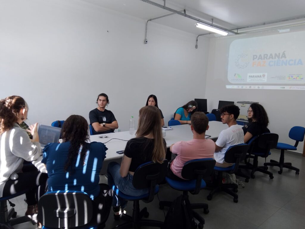 Equipe da UEPG recepciona novos integrantes